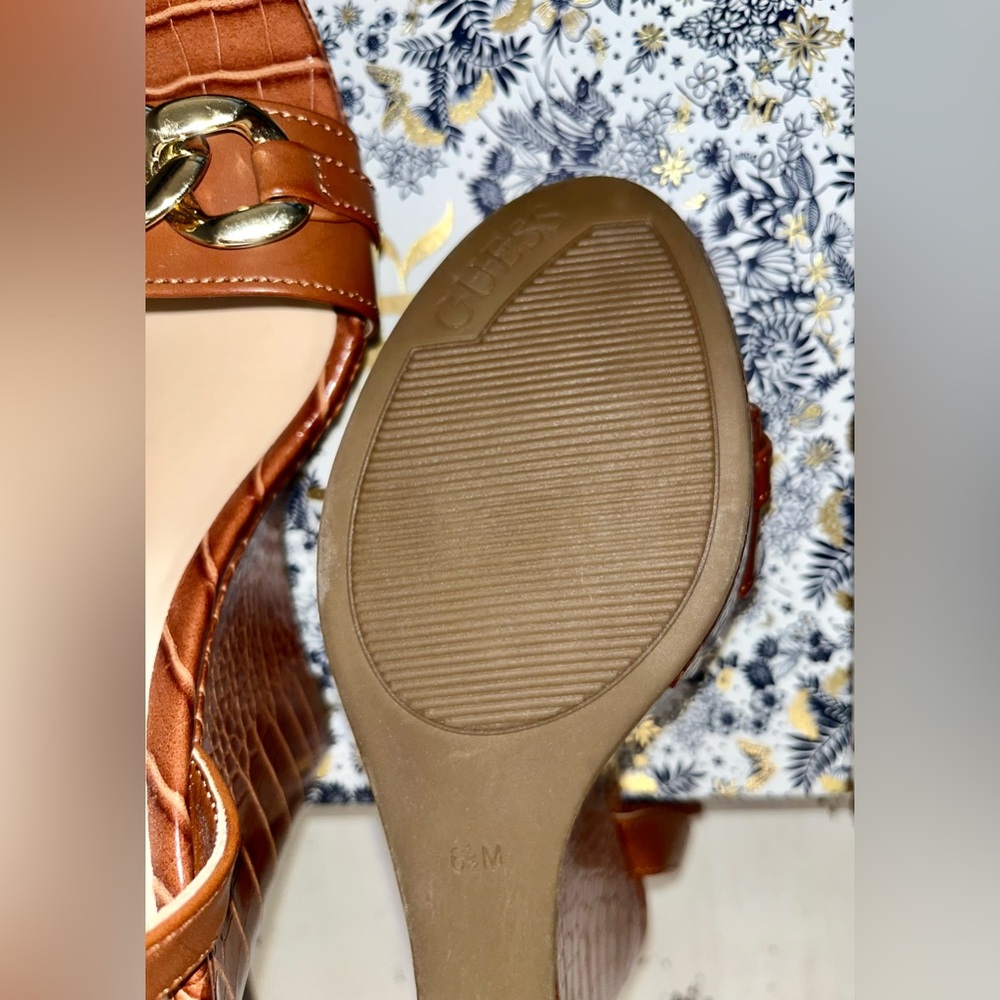 Guess Wedges - Picture 6 of 7